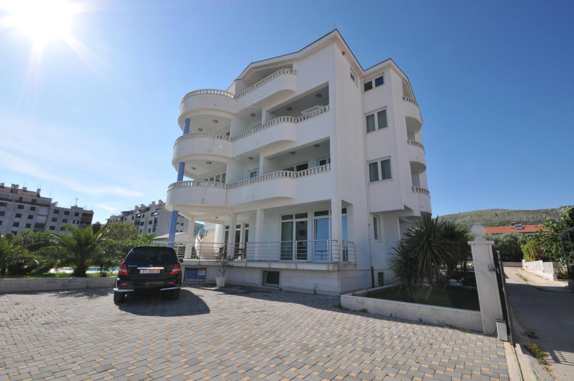 Apartments Villa Lida トロギール エクステリア 写真