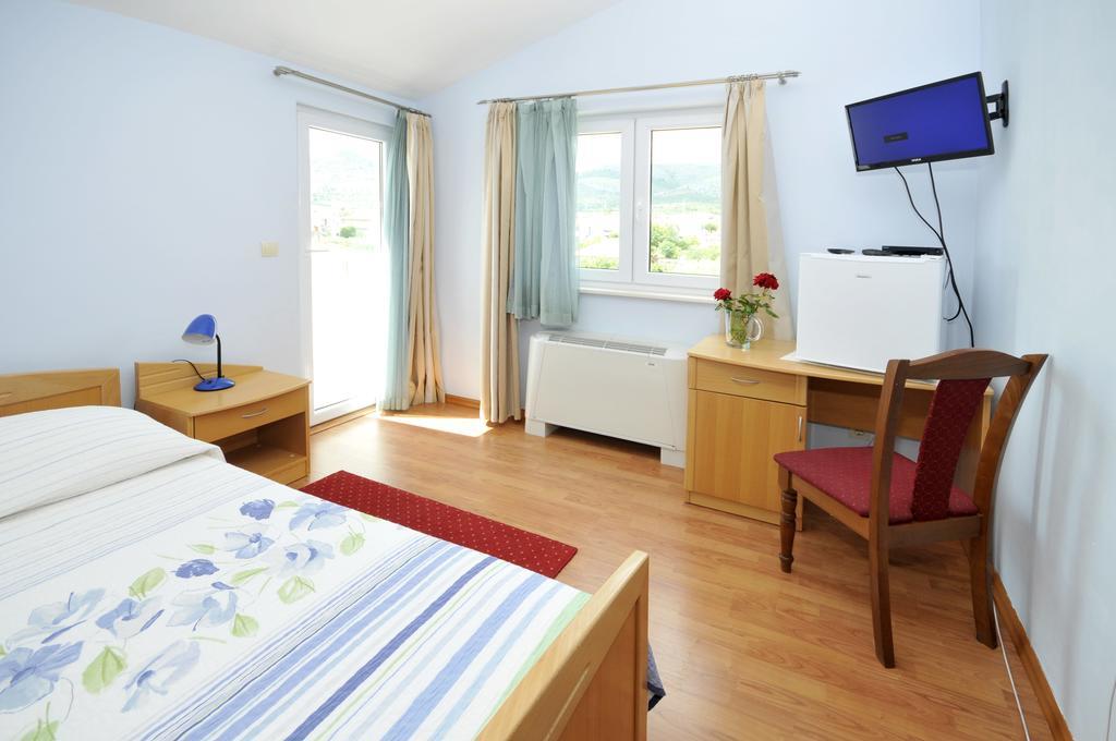 Apartments Villa Lida トロギール エクステリア 写真